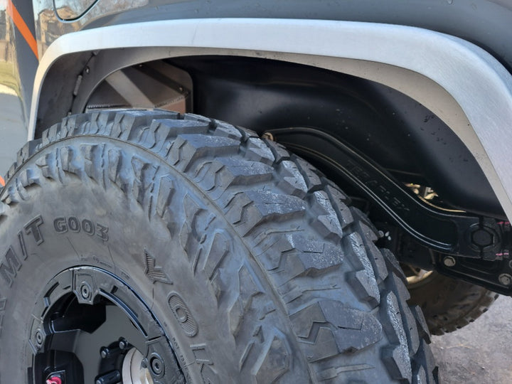 Shown With The TeraFlex Forged Sway Bar Kit and Crawler Flares