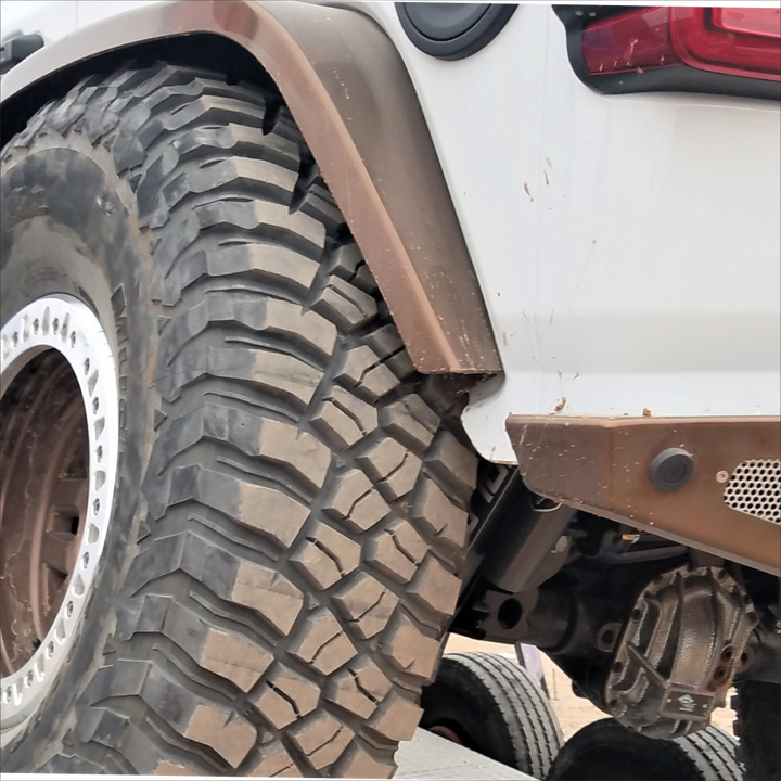 JL/JLU Notorious Dovetail Rear Flare