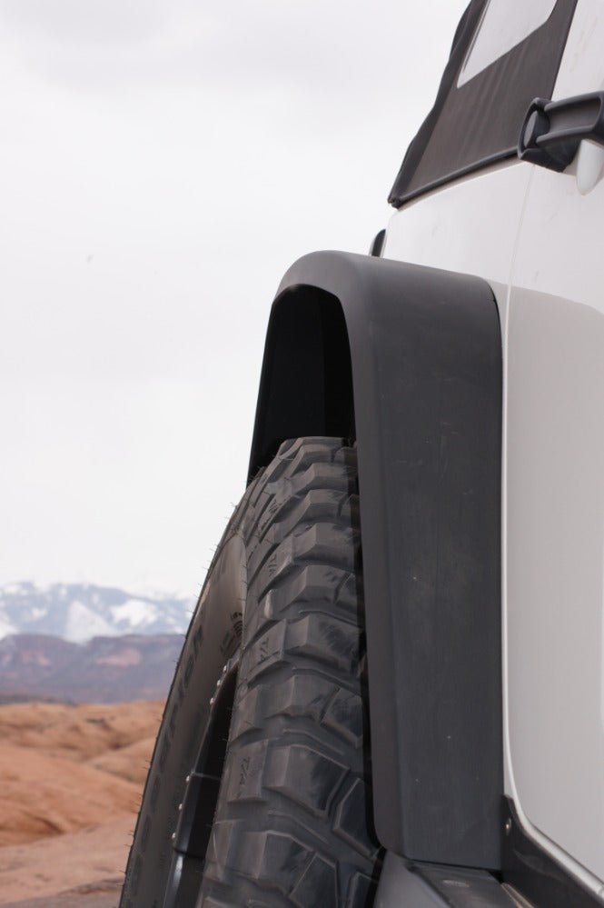 JK/JKU Notorious Rear Flare - Nemesis Industries